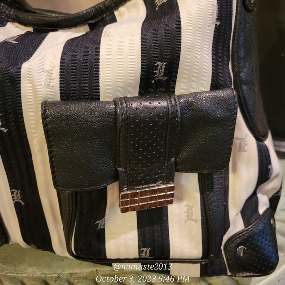 L.A.M.B. by Gwen Stefani Trenchtown Slouch Shoulder Bag Luxury Designer Bag #558 - Picture 6 of 17